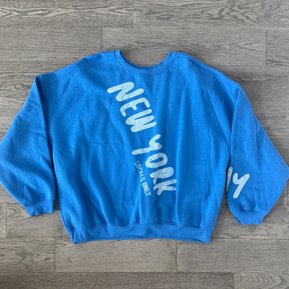 🌼VINYL ICONS🌼 Vibrant Blue New York Montauk Graphic Sweatshirt, Size XL